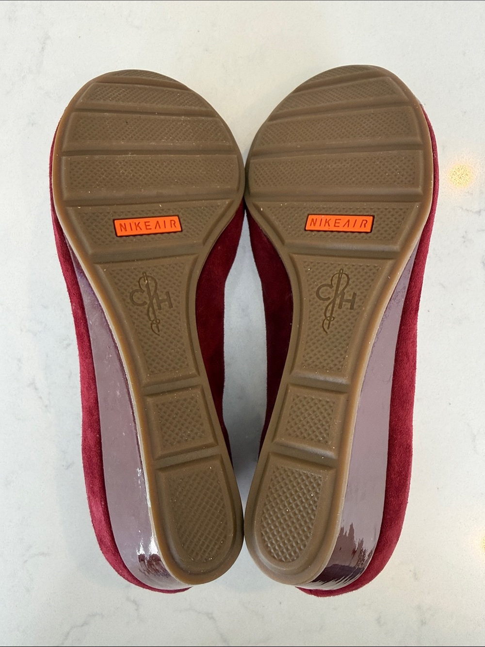Cole Haan Wedge Pump, Size 8, deep red suede - Picture 5 of 6